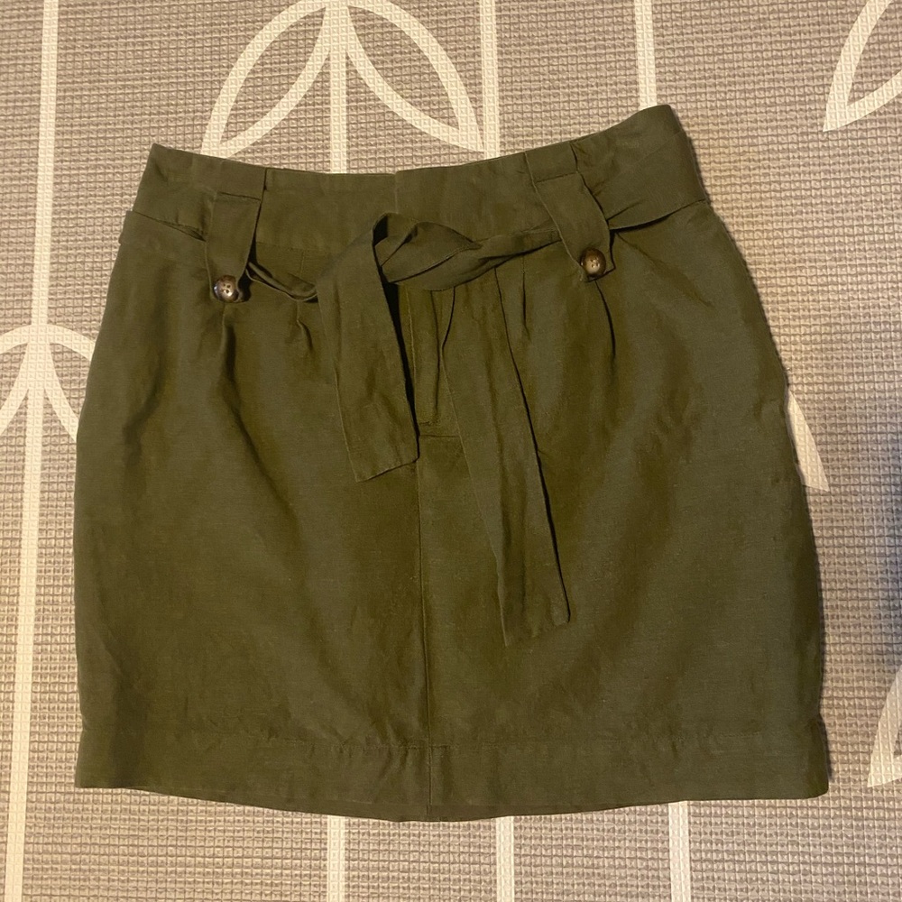 Banana Republic Skirt Sz 2